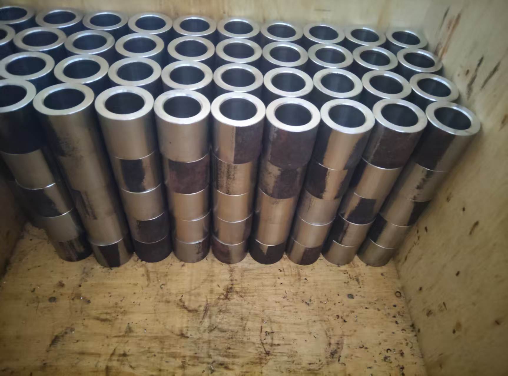 厚壁无缝钢管 / 机械衬套半成品(图2) 厚壁无缝钢管 / 机械衬套半成品(图2)